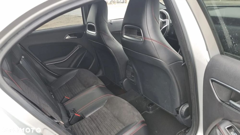 Mercedes-Benz Klasa A 200 CDI (BlueEFFICIENCY) 7G-DCT AMG Sport - 25
