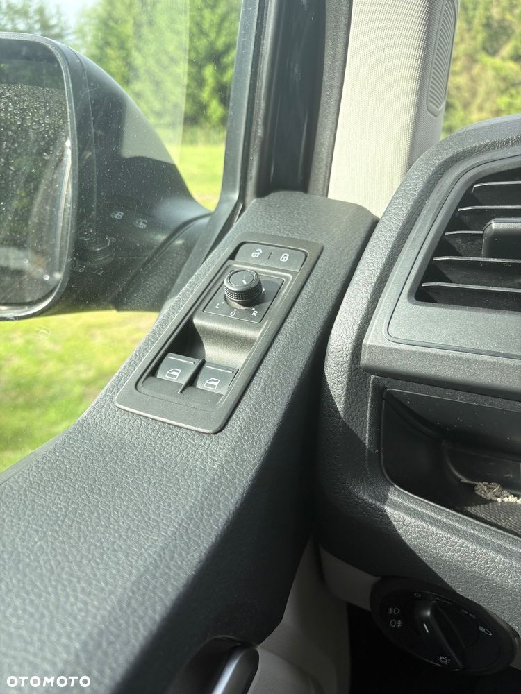 Volkswagen Transporter L2 DSG - 23
