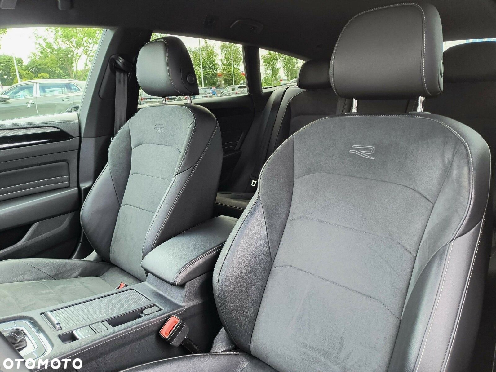 Volkswagen Arteon 2.0 TSI R-Line DSG - 11