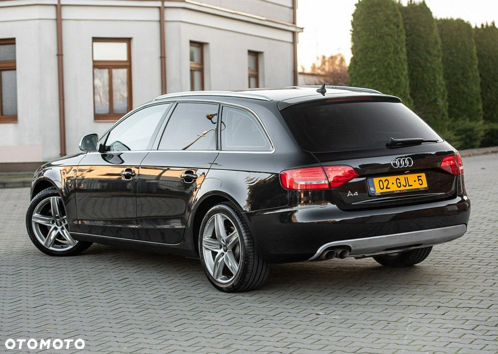Audi A4 Avant 2.0 TDI DPF S line Sportpaket - 14