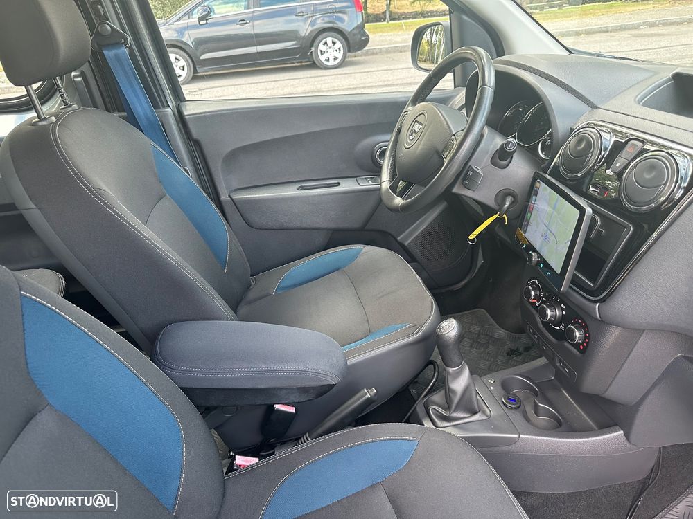 Dacia Dokker dCi 90 Stepway Celebration - 13