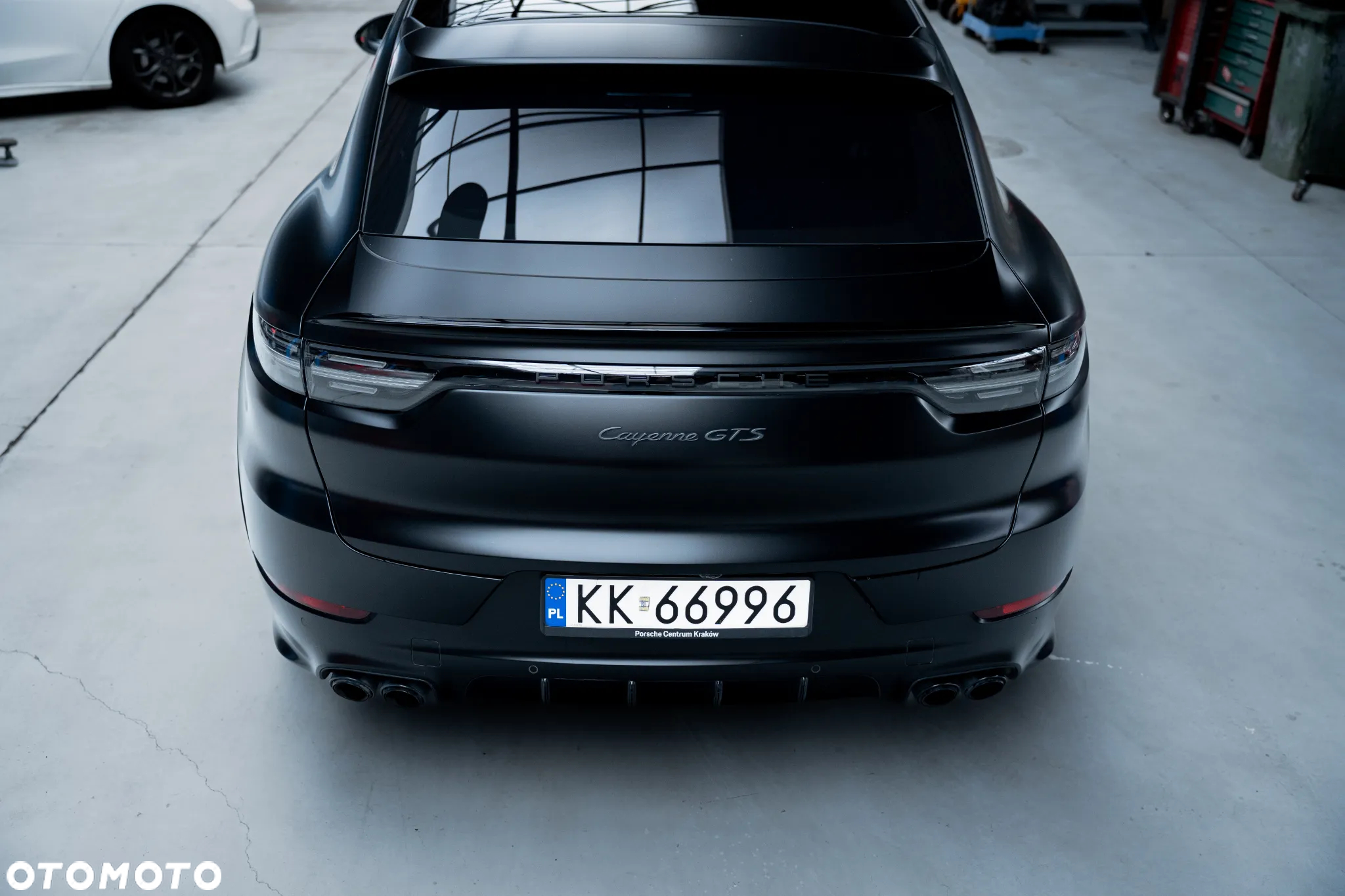 Porsche Cayenne Coupe GTS - 35