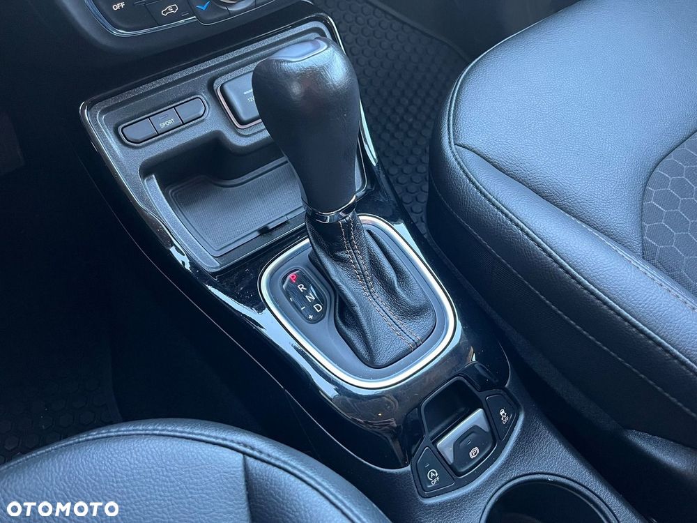 Jeep Compass 1.3 TMair Longitude FWD S&S DDCT - 23