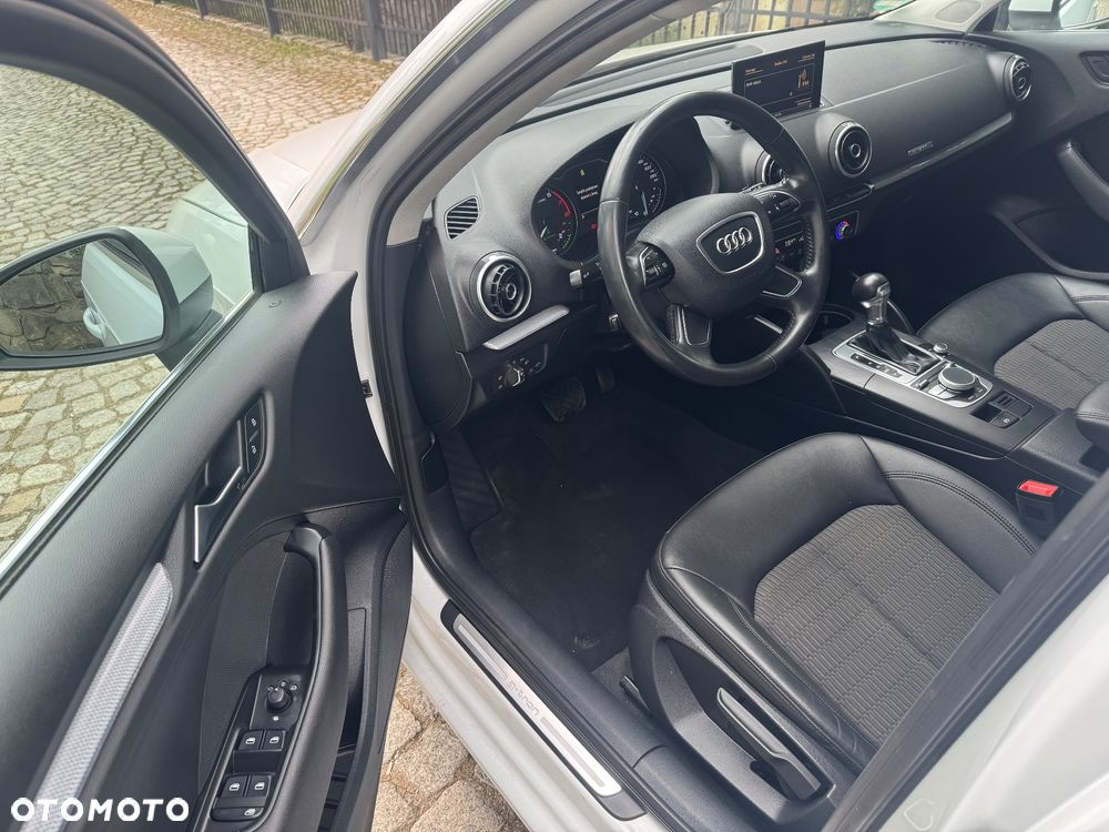 Audi A3 Sportback 1.4 TFSI g-tron S tronic design - 24