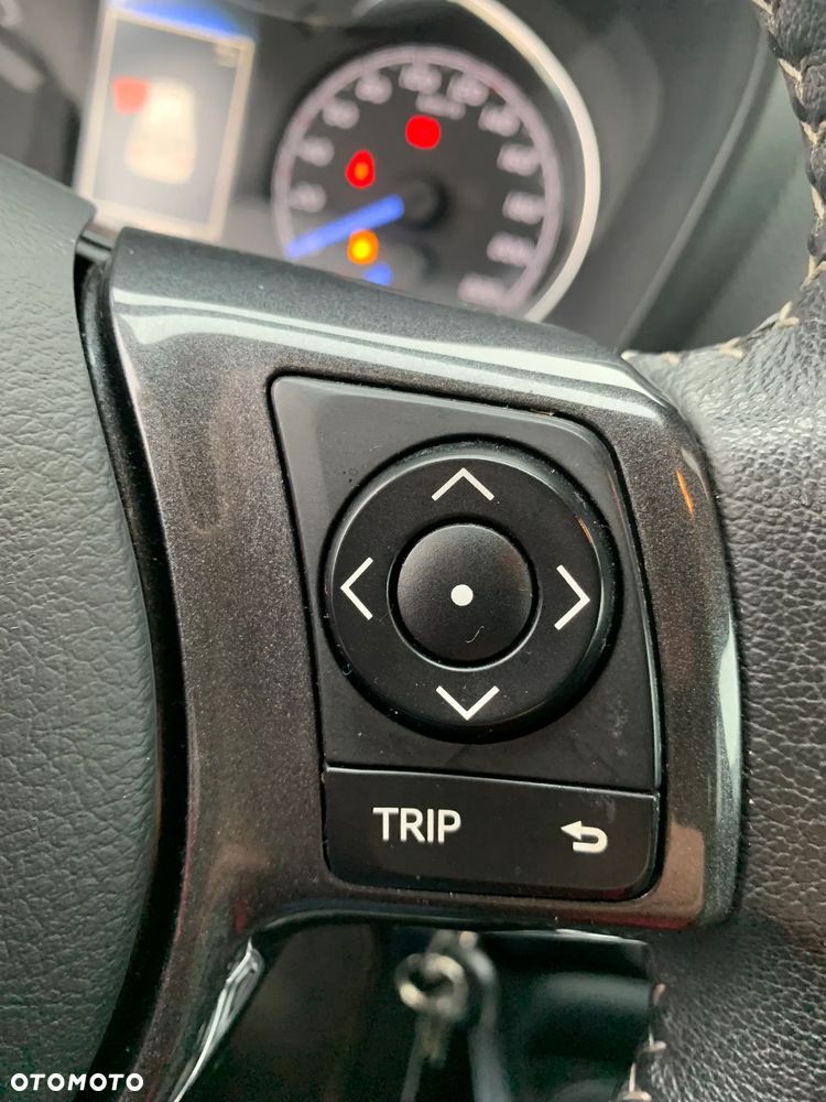 Toyota Yaris 1.5 VVT-i Y20 Team Deutschland - 13