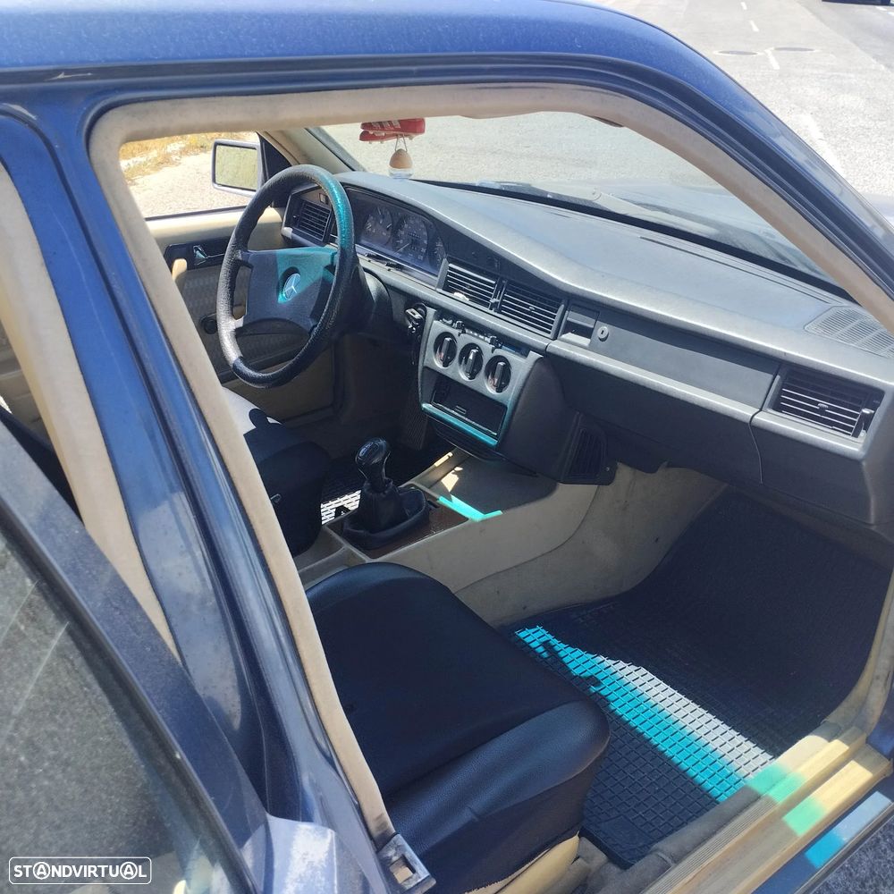 Mercedes-Benz W201 (1982-1993) - 8