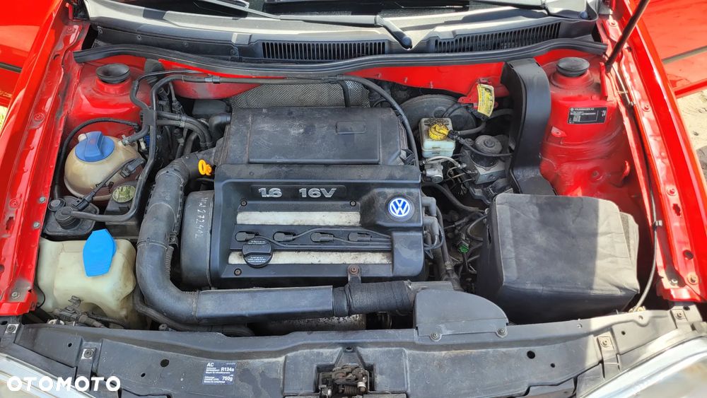 Volkswagen Golf 1.6 Comfortline - 2