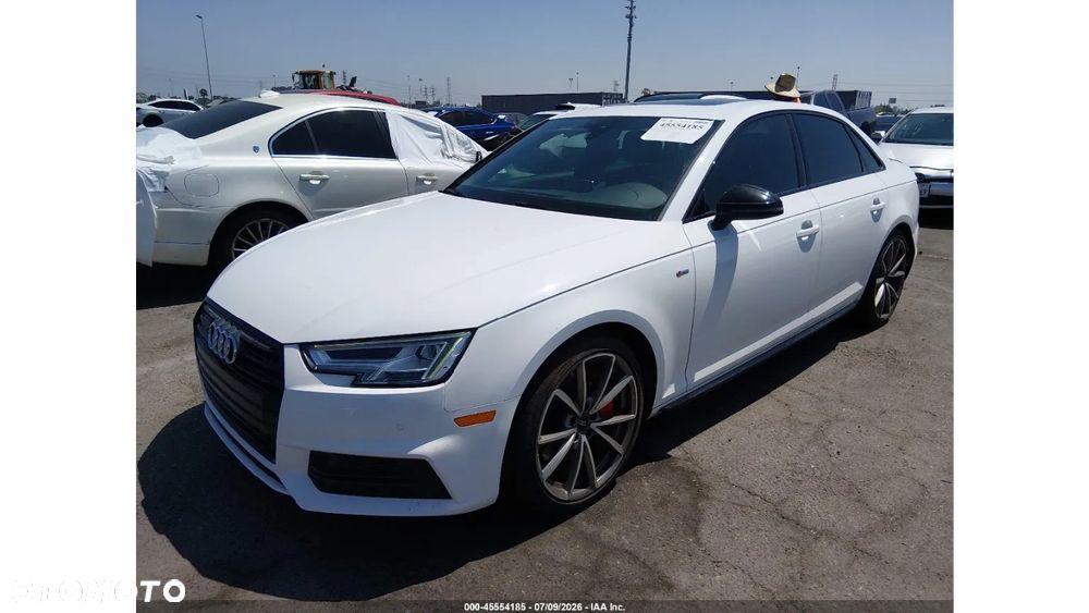 Audi A4 Limousine - 1
