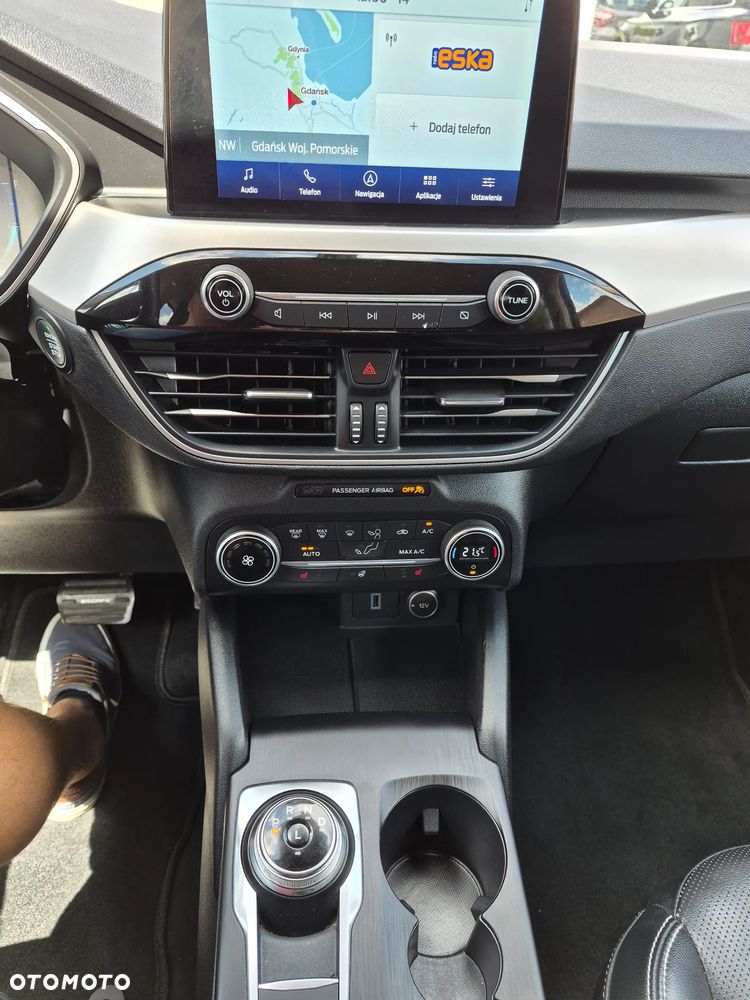 Ford Kuga - 11