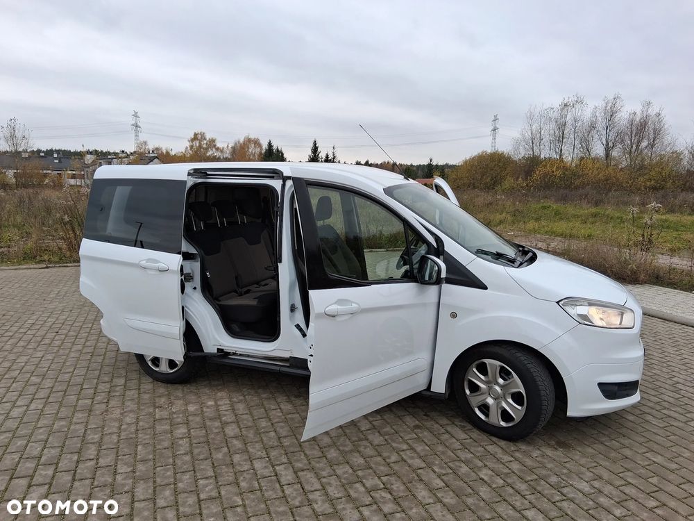 Ford Tourneo Courier 1.5 TDCi Trend - 20