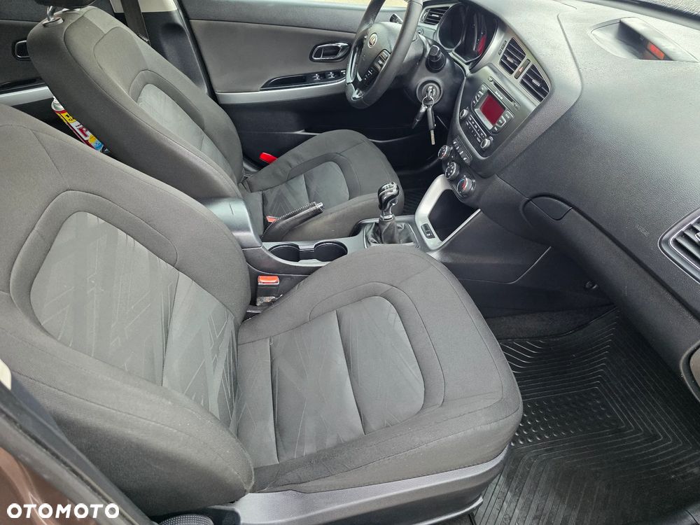 Kia Ceed 1.6 GDI L - 14