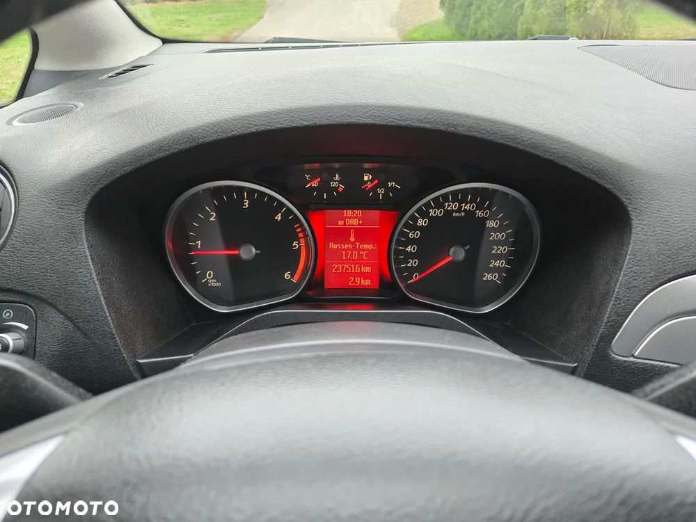 Ford S-Max 2.0 TDCi Trend - 28