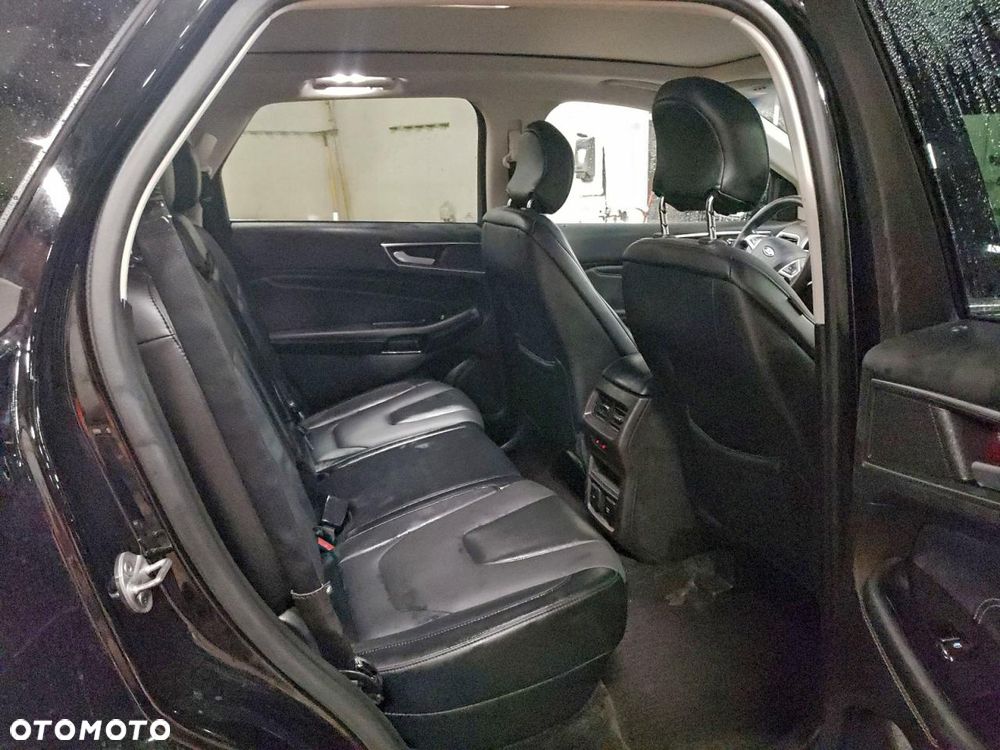 Ford Edge - 7
