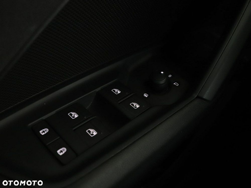 Audi A3 Sportback 35 TFSI mHEV Advanced S tronic - 33