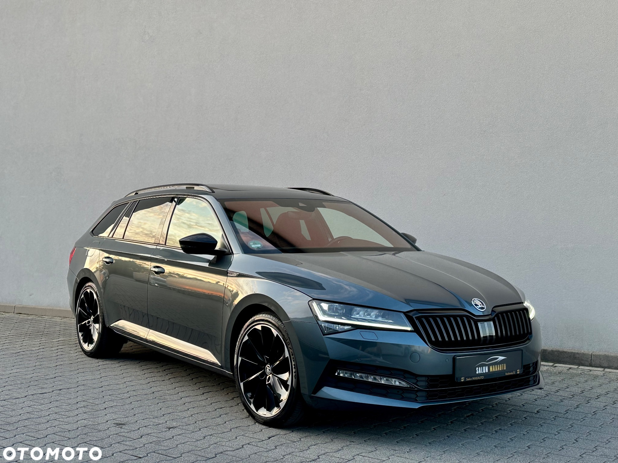 Skoda Superb 2.0 TDI DSG Sportline - 3