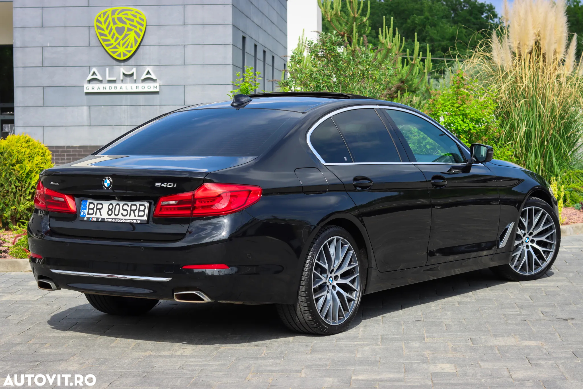 BMW Seria 5 540i xDrive AT - 13