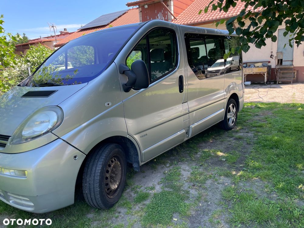 Opel Vivaro - 11