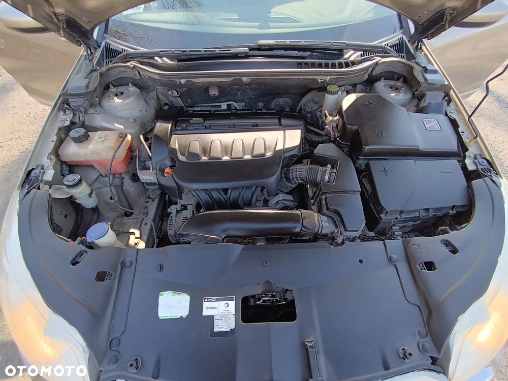 Citroën C5 2.0i 16V Dynamique - 7