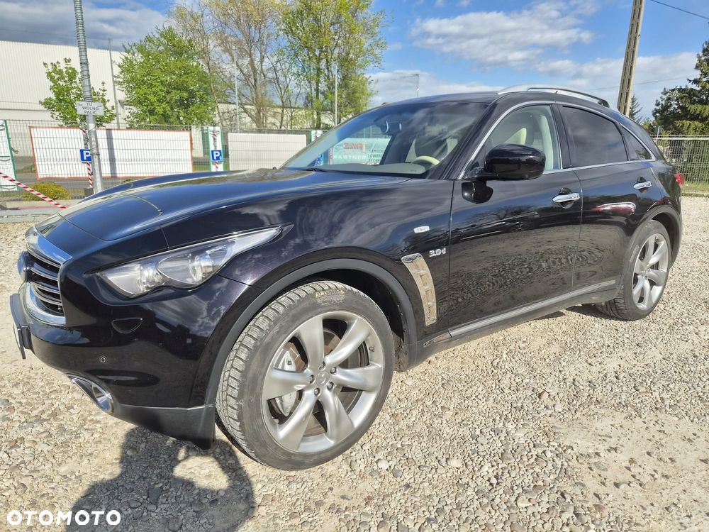 Infiniti QX70 - 7