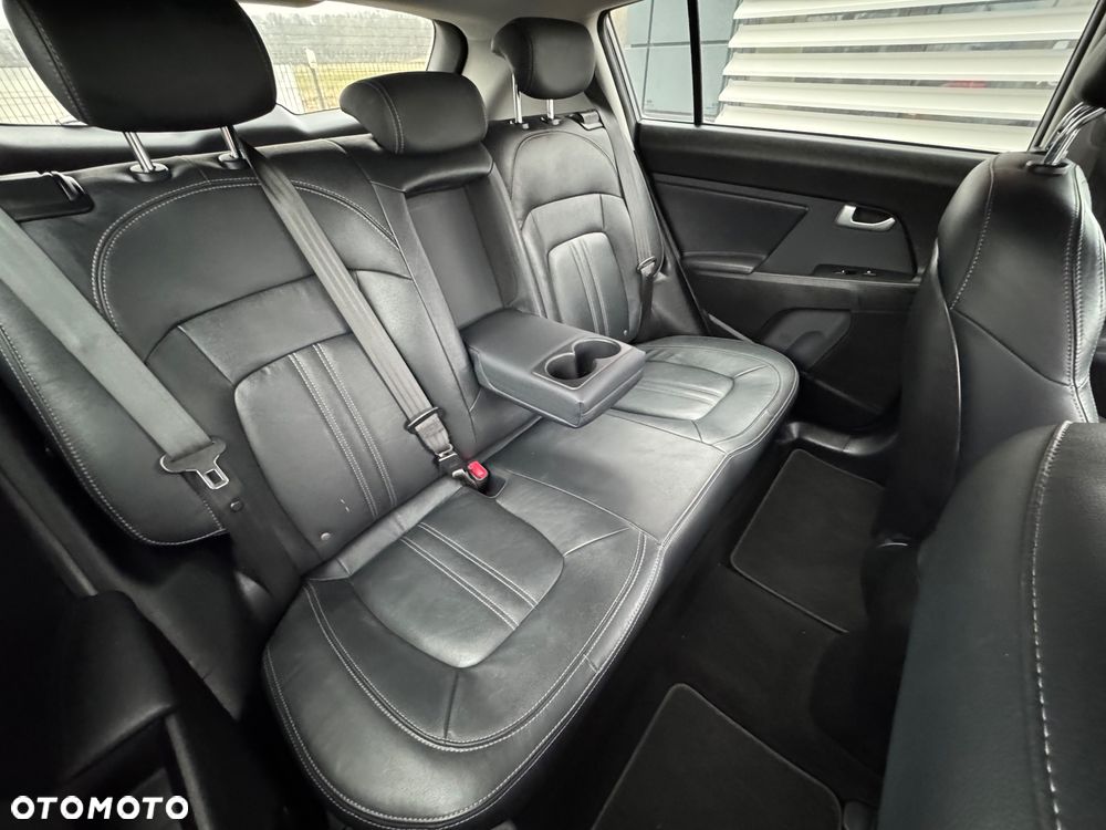 Kia Sportage 1.6 GDI Business Line M 2WD - 11