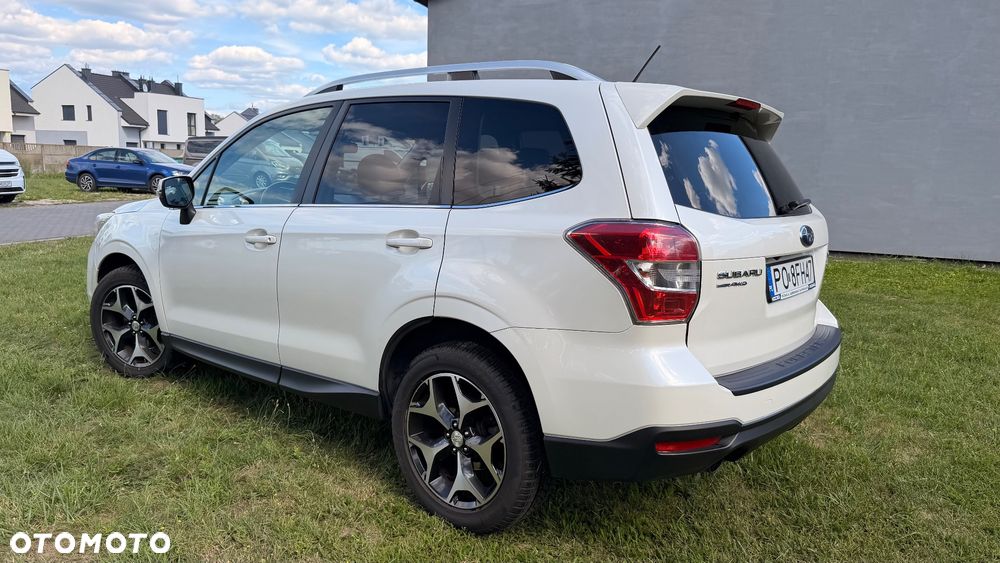 Subaru Forester 2.0XT Platinum Lineartronic - 6