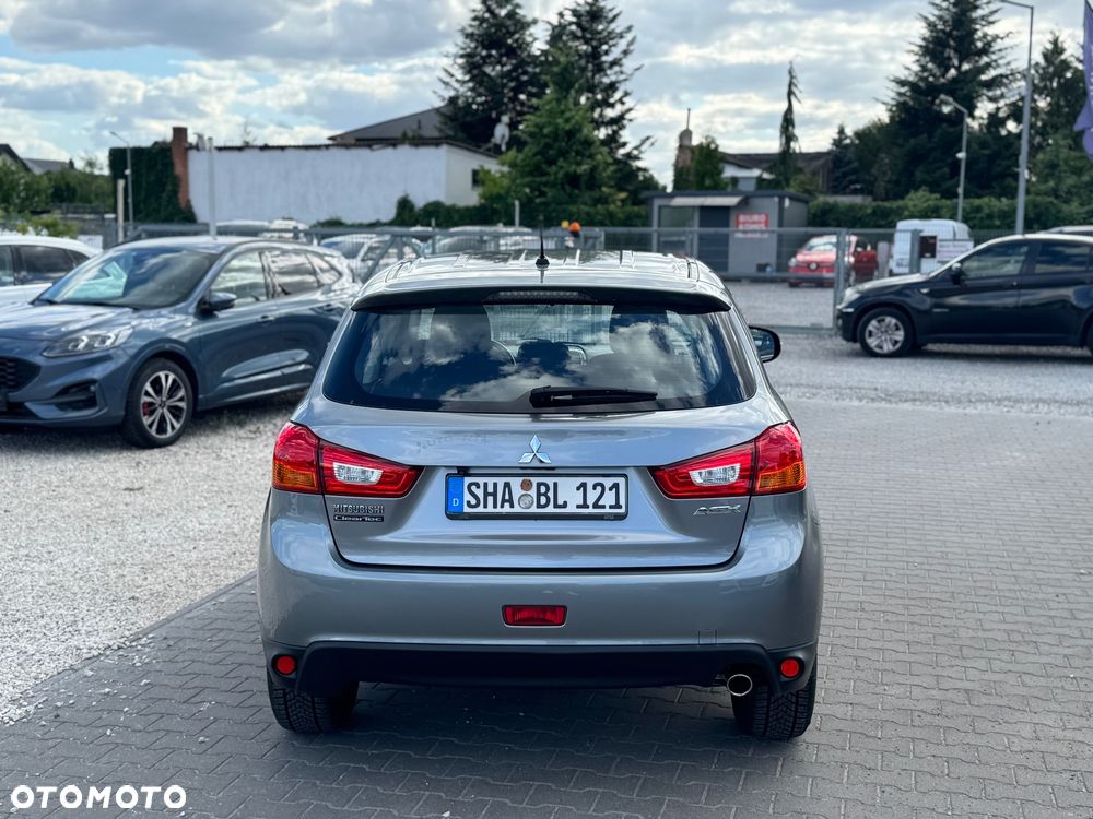 Mitsubishi ASX 1.6 2WD Plus - 11