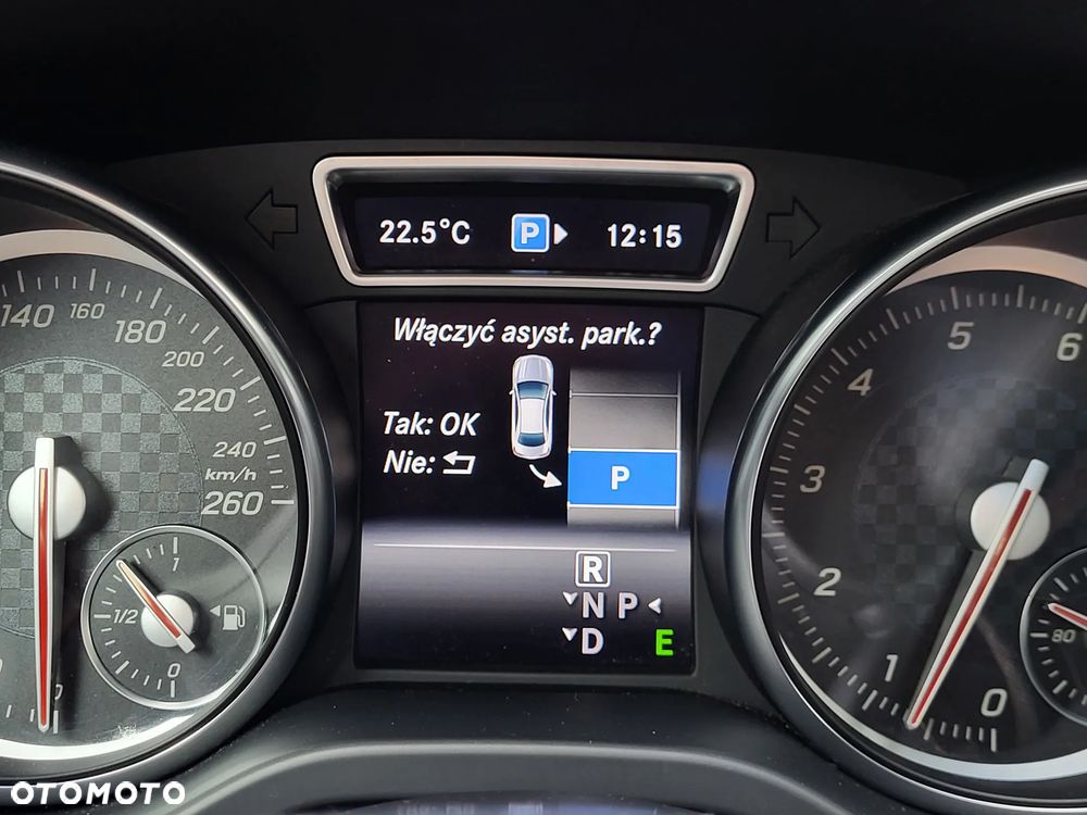 Mercedes-Benz CLA 250 4Matic 7G-DCT AMG Line - 12