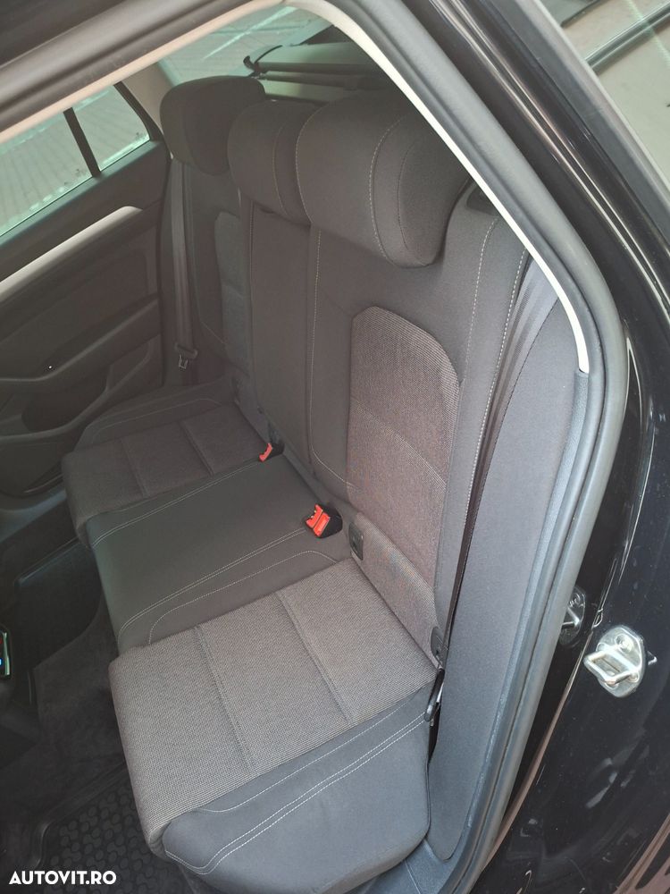 VOLKSWAGEN Passat 2015 — imagine 19