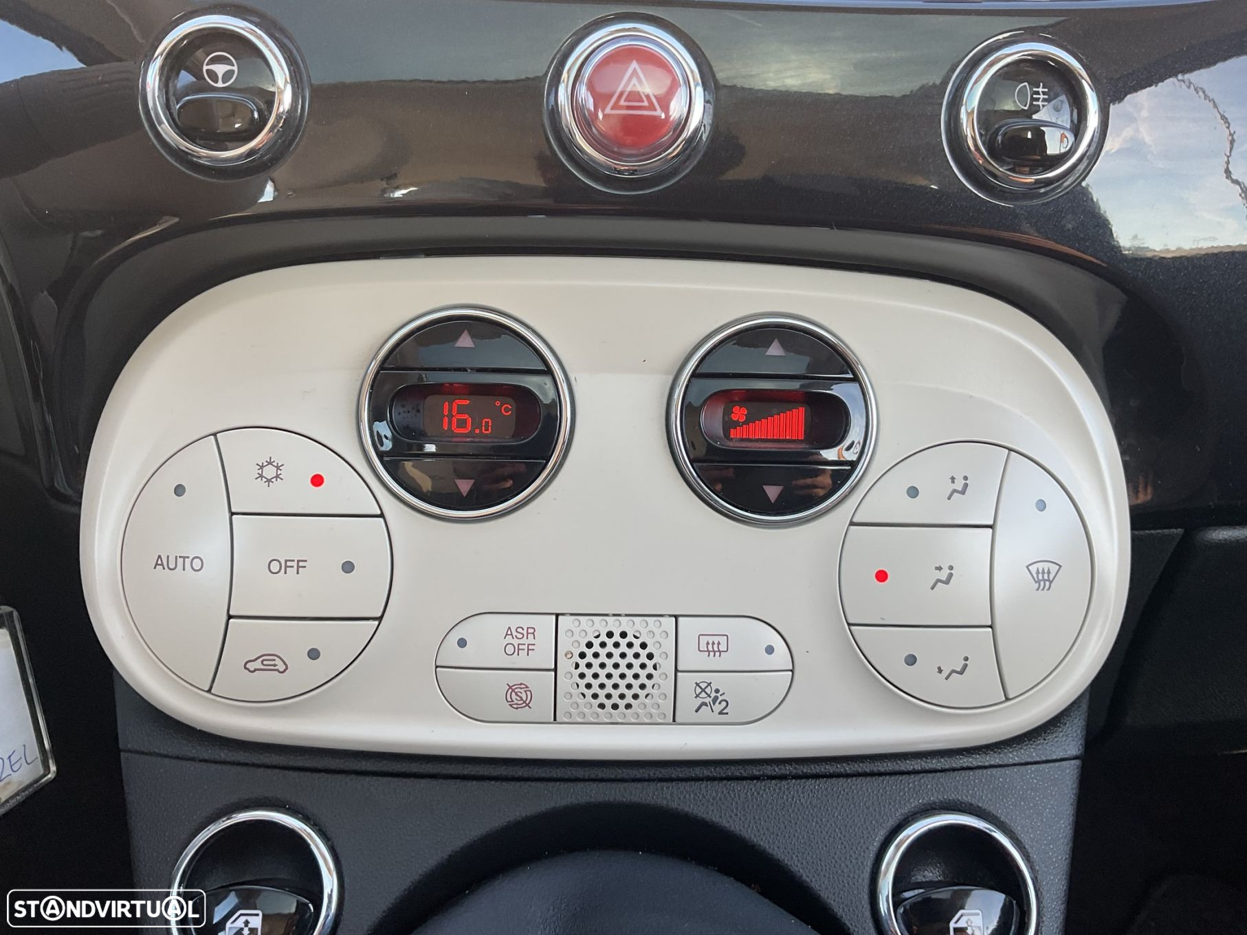 Fiat 500 1.0 Hybrid Lounge - 33