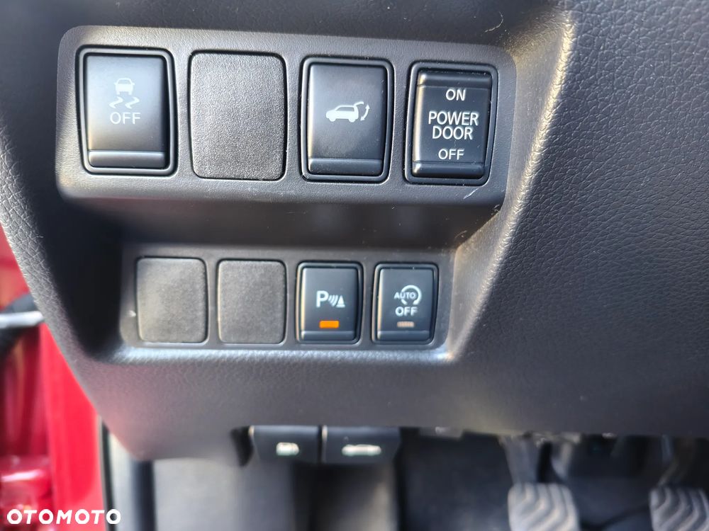 Nissan X-Trail 1.6 DCi ALL-MODE 4x4i Tekna - 34