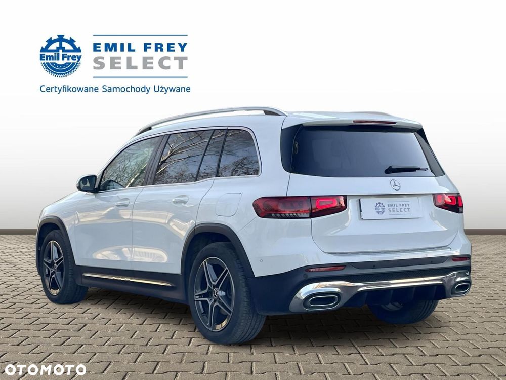 Mercedes-Benz GLB - 4