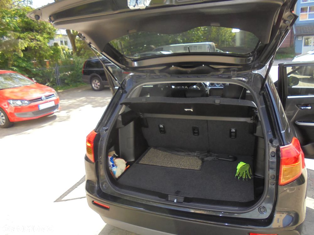 Suzuki Vitara 1.6 Comfort 2WD - 12