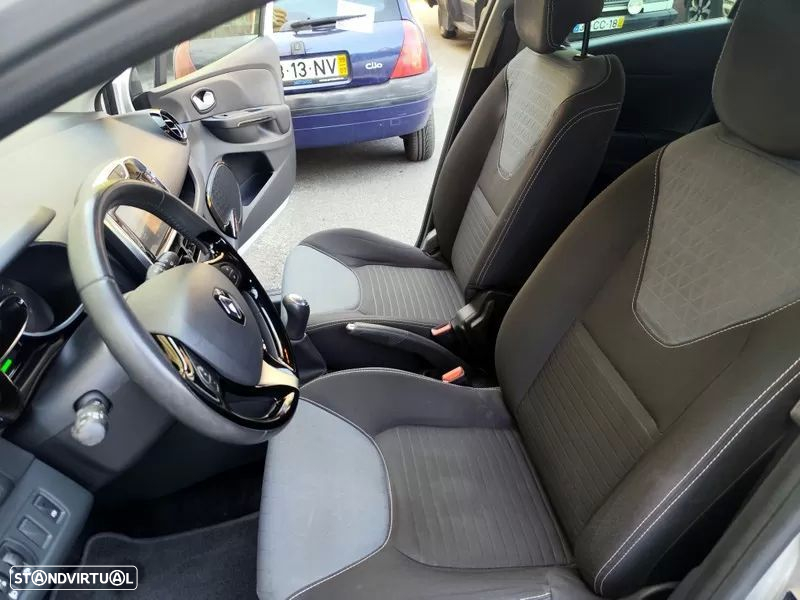 Renault Clio Sport Tourer 1.5 dCi Limited - 14