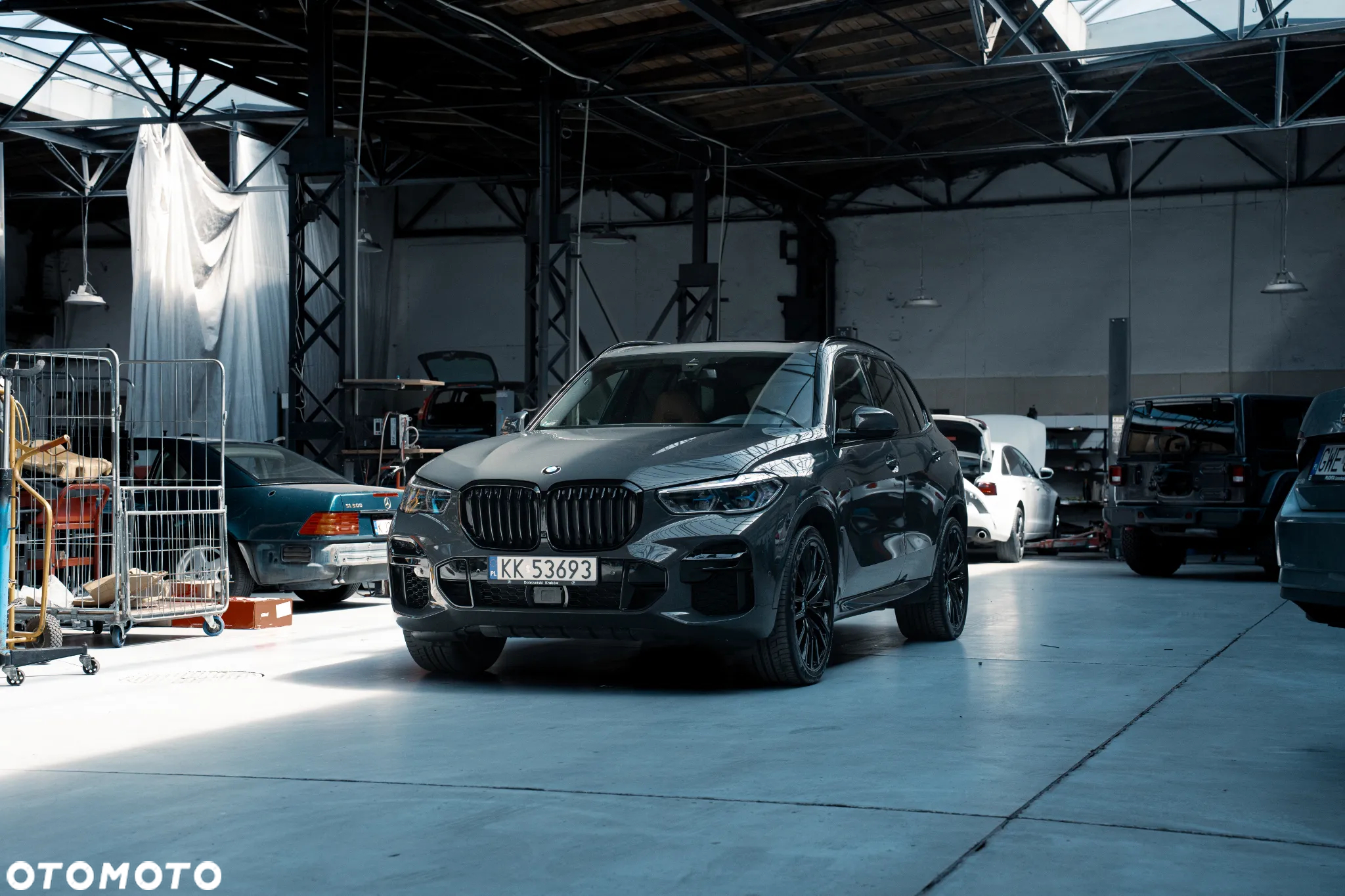BMW X5 M50i - 4