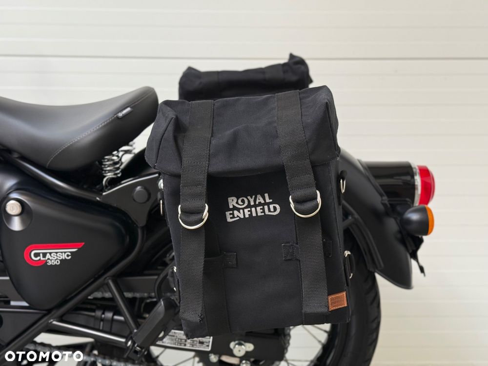 Royal Enfield Classic - 33