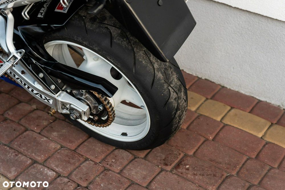 Suzuki GSX-R - 8
