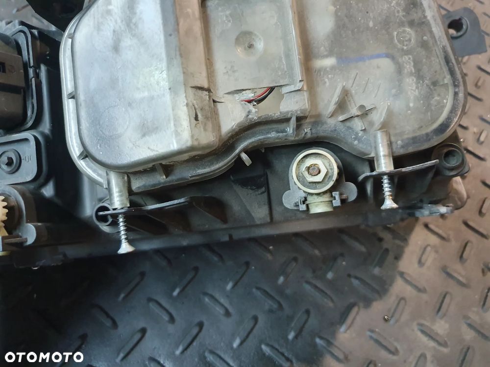 LAMPA PRAWY PRZÓD PRZEDNIA SKODA FABIA I - 2