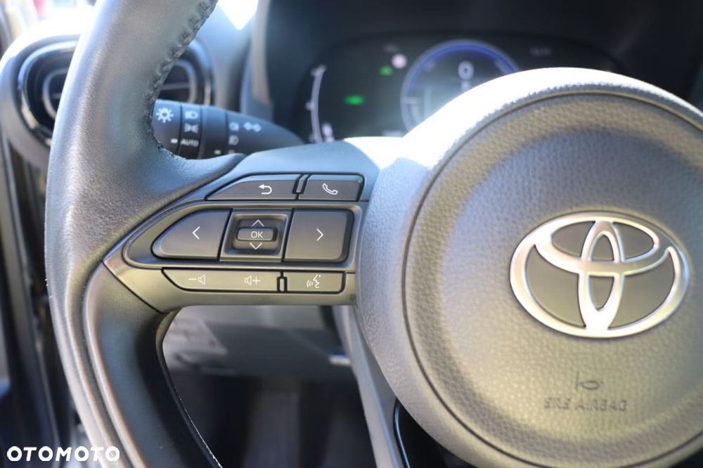 Toyota Yaris Hybrid 1.5 Selection Style - 16