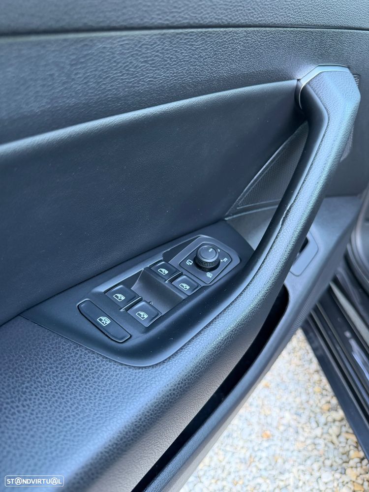 VW Arteon 2.0 TDI Elegance DSG - 23