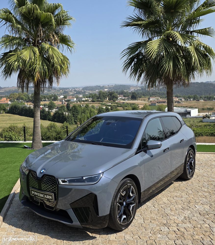 BMW iX xDrive 40 Pack Desportivo - 3