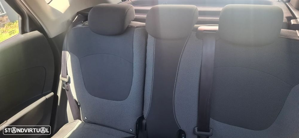 Renault Captur 1.5 dCi Exclusive - 10