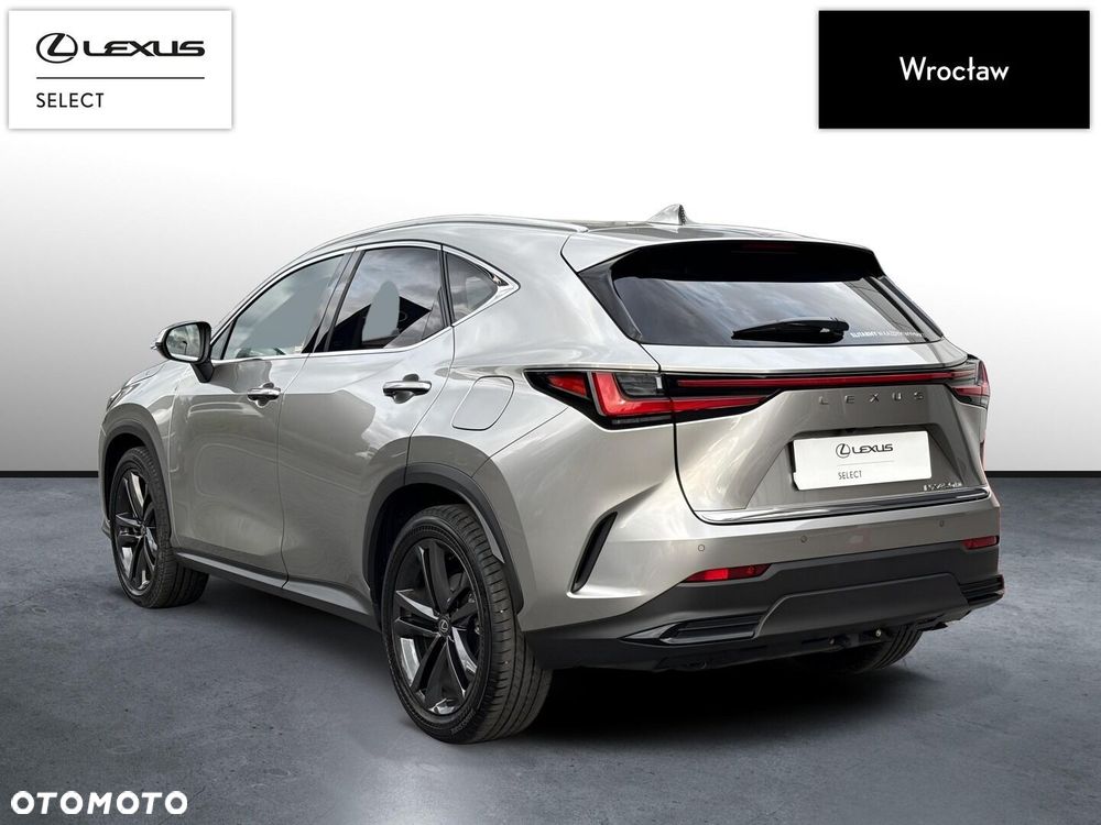 Lexus NX - 4