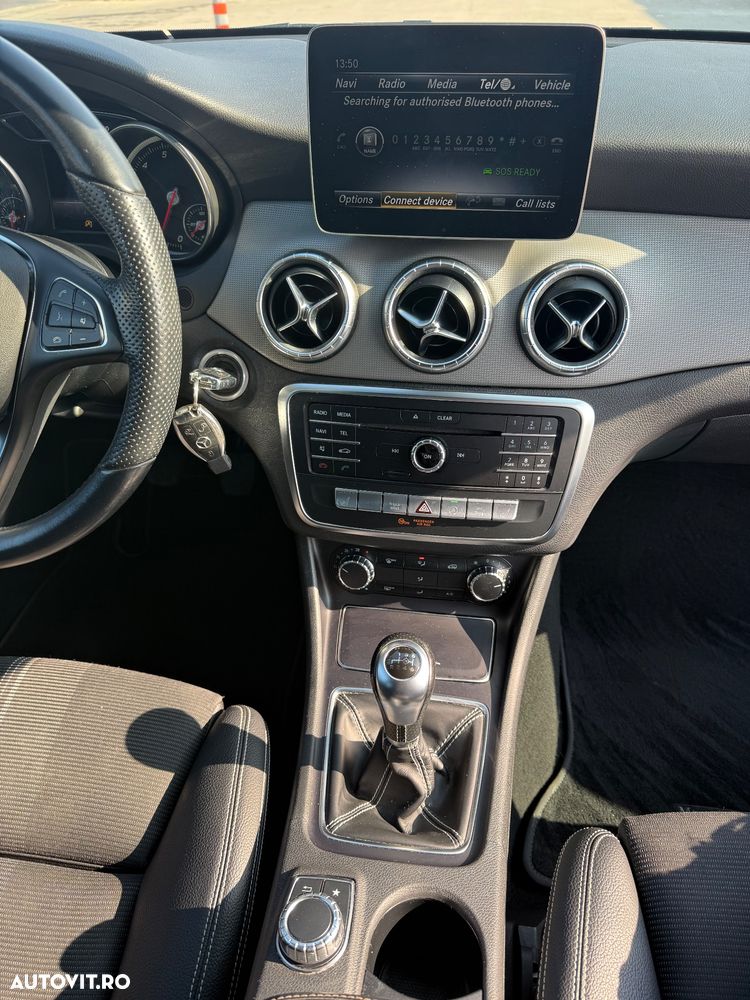 Mercedes-Benz CLA - 24