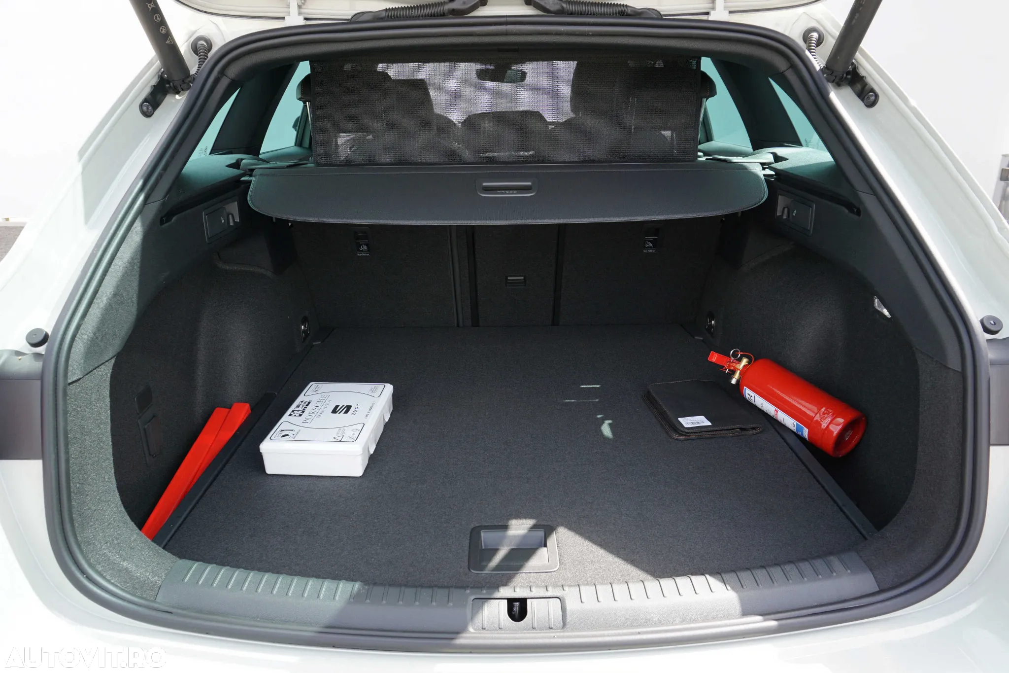 Cupra Leon ST 1.5 eTSI MHEV - 32