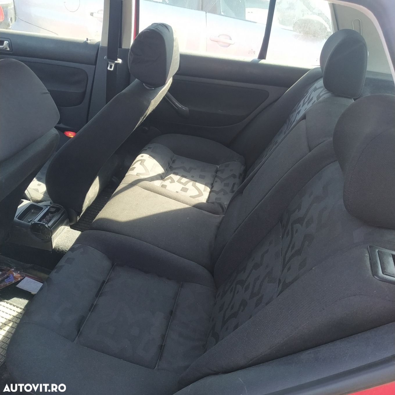 Dezmembrari  VW GOLF 4  1997  > 2006 1.4 16V Benzina - 5