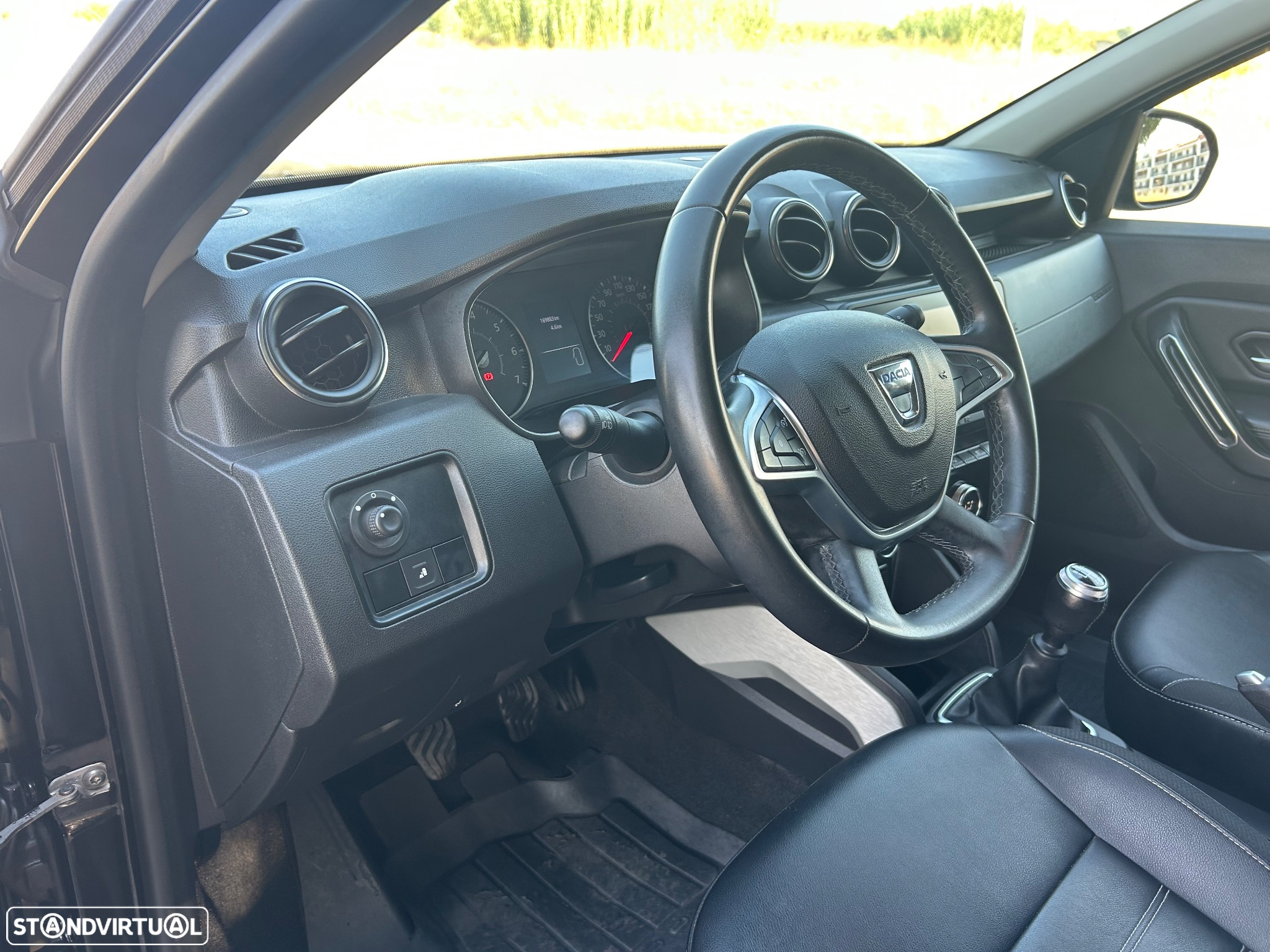 Dacia Duster 1.5 Blue dCi Prestige 4WD - 10