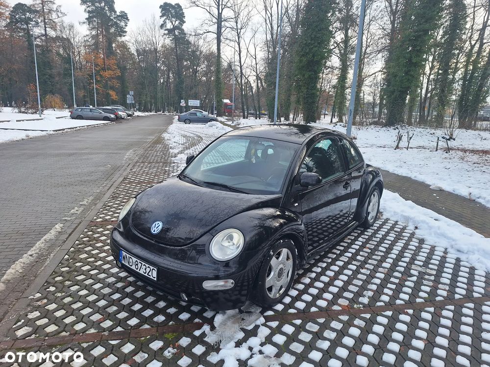 Volkswagen New Beetle - 1
