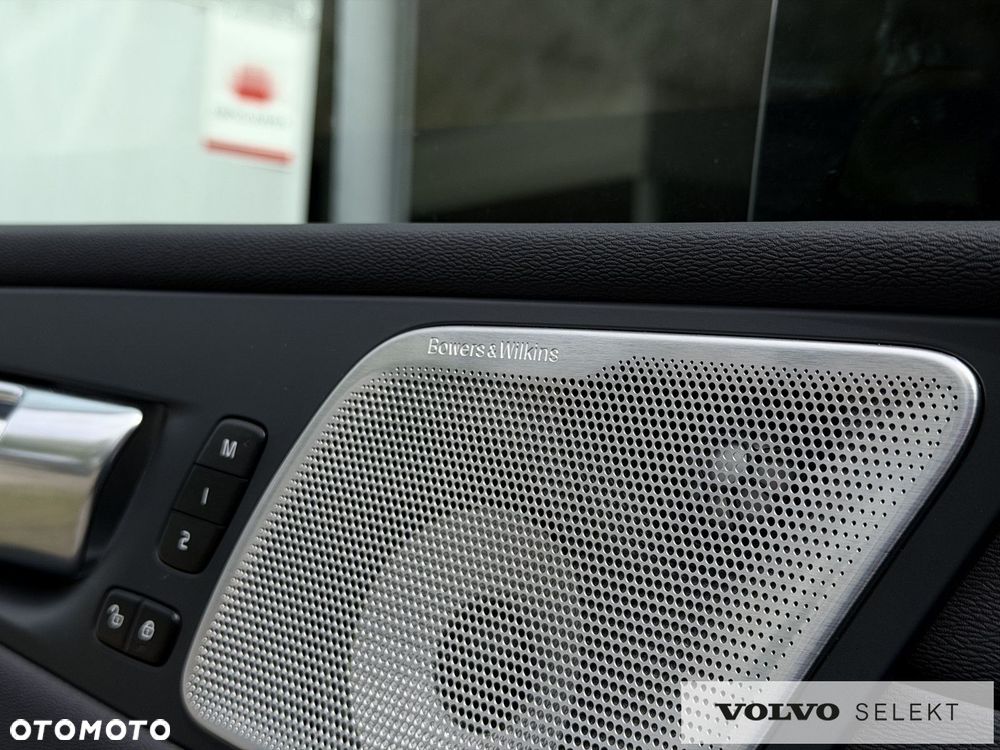 Volvo XC 60 - 22