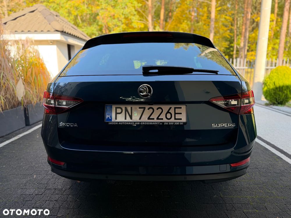 Skoda Superb 2017 photo 5