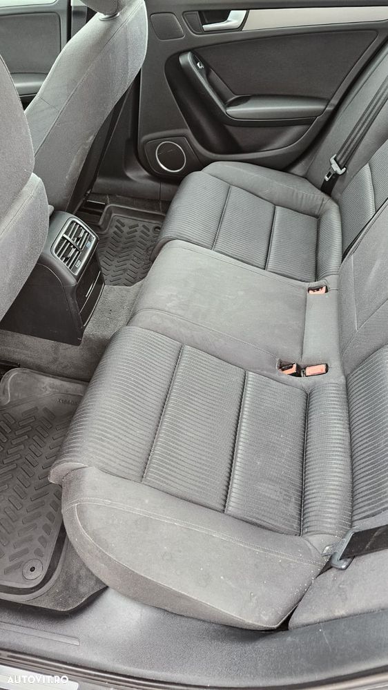 Audi A4 Limuzina 2.0 TDI - 7